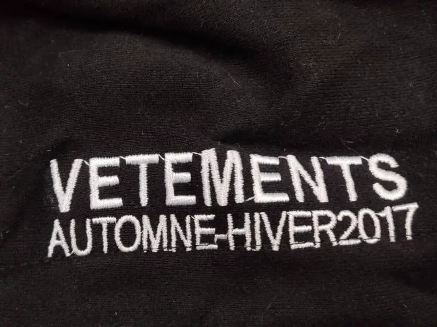 VETEMENTS AUTOMNE-HIVER2017 hoodie