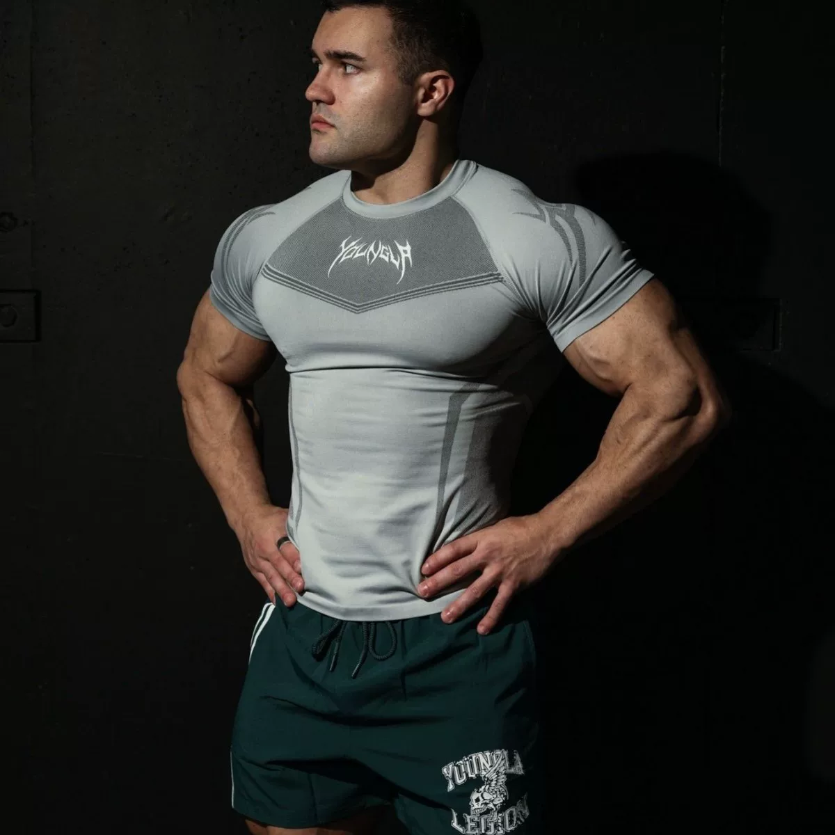 Youngla American-Style Summer Round-Neck Men's Tight-Fitting T-Shirt for Sports, Fitness, Running, Training, Quick-Drying, High-Elastic Short-Sleeve
