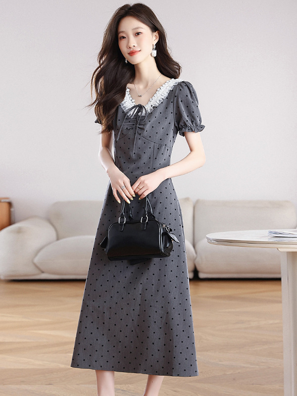 2026 Summer New Fashion French-Style Gray Dress with Pear-Shaped Waist, Slimming and Elegant Design, Polka Dot Long Dress