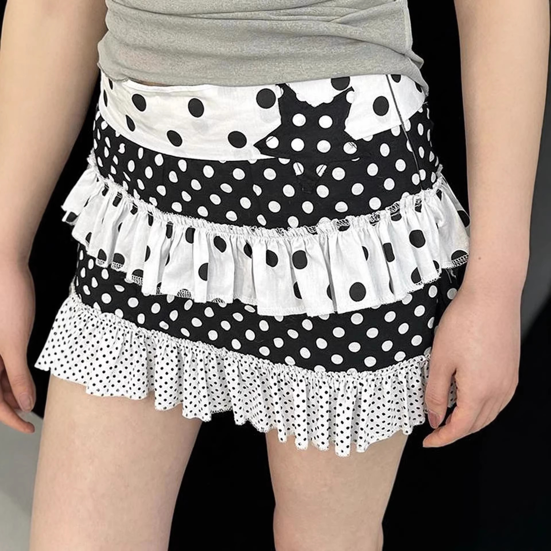 2026 Summer New Style Sweet Black and White Polka Dot Cake Skirt Multi-Layered Ruffled Sexy High-Waisted Short Skirt Women's Clothing Wholesale