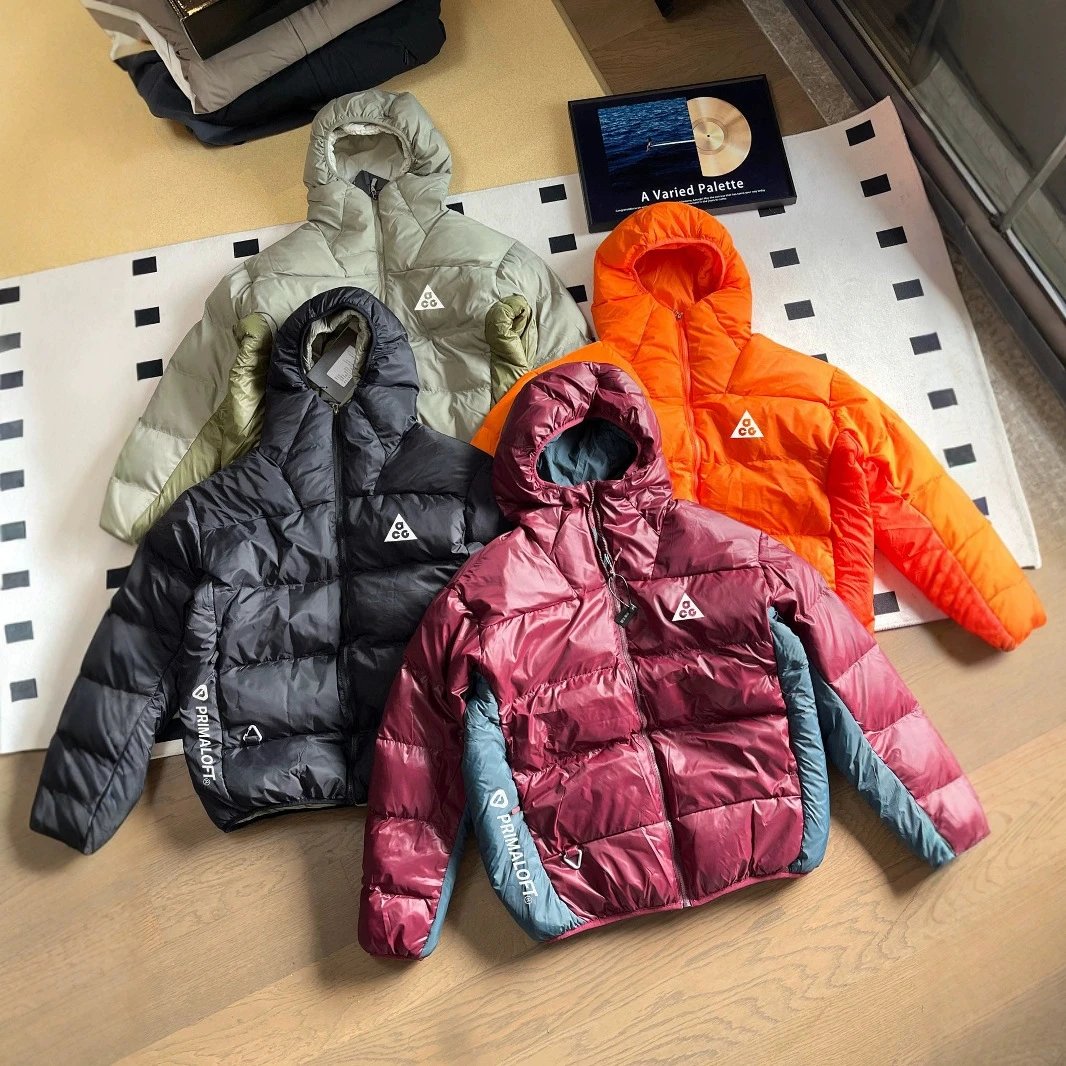 新款冬季情侣款面包服短款连帽羽绒服WhatsApp+86 183 5930 5797