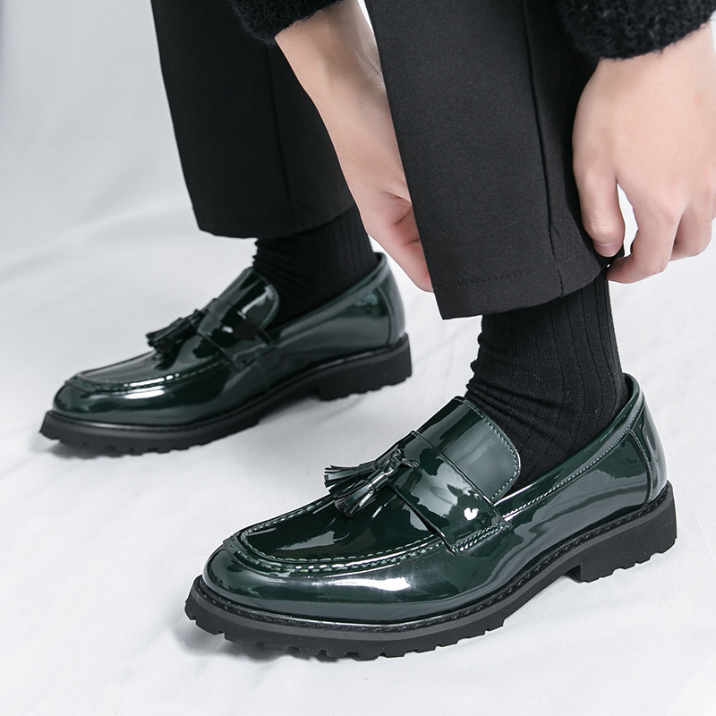 Cross-Border Men's Slip-On Tassel Large Size Pointed Leather Shoes British Style Formal Business Casual Shoes Loafers Men's Shoes