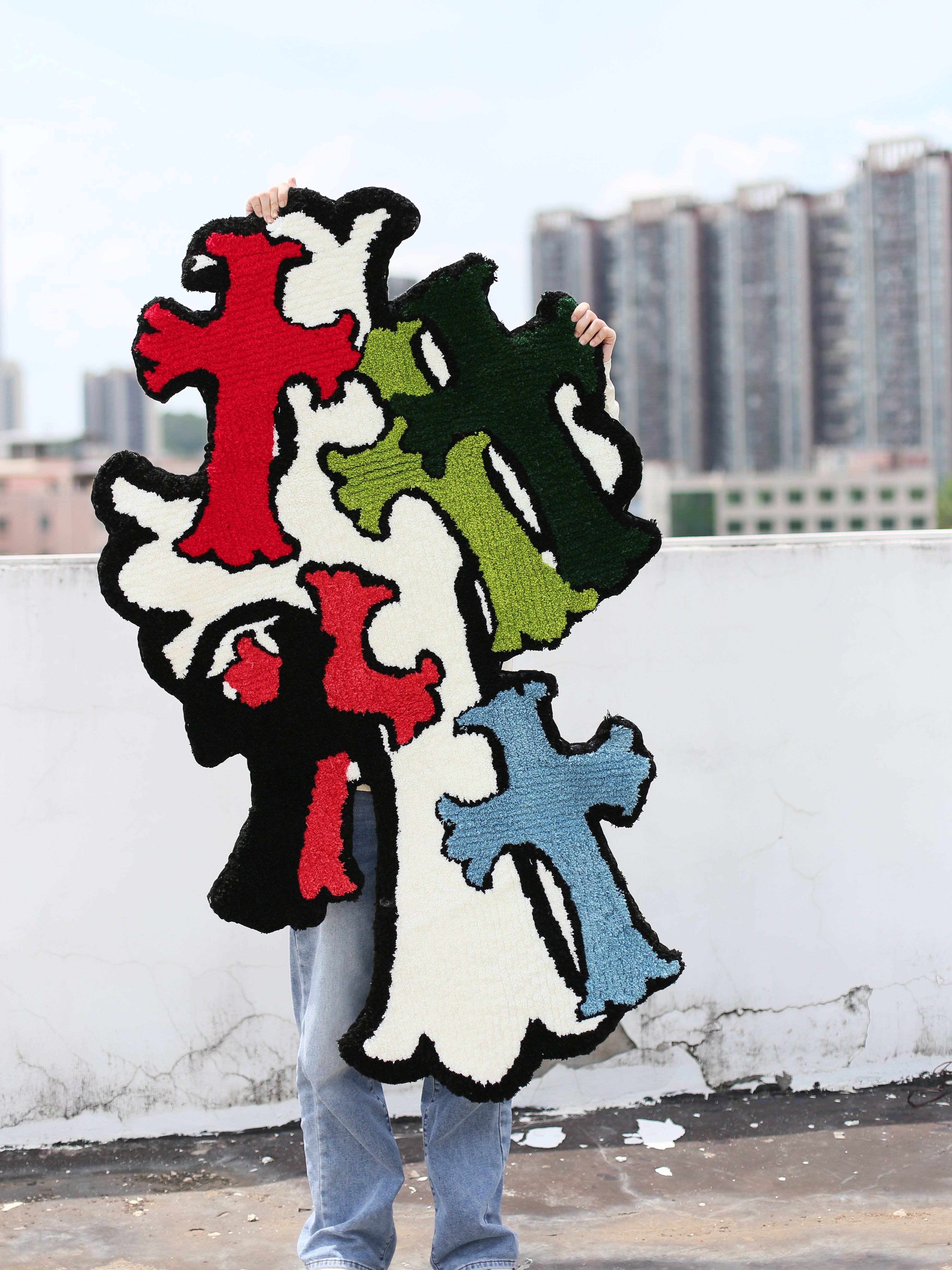 Trendy Bedroom Carpet American Style Trendy Brand Irregular Cross European and American Light Luxury Creative Bedside Bedroom Tufted Handmade QC-foto från TAOBAO på Qualit.ly