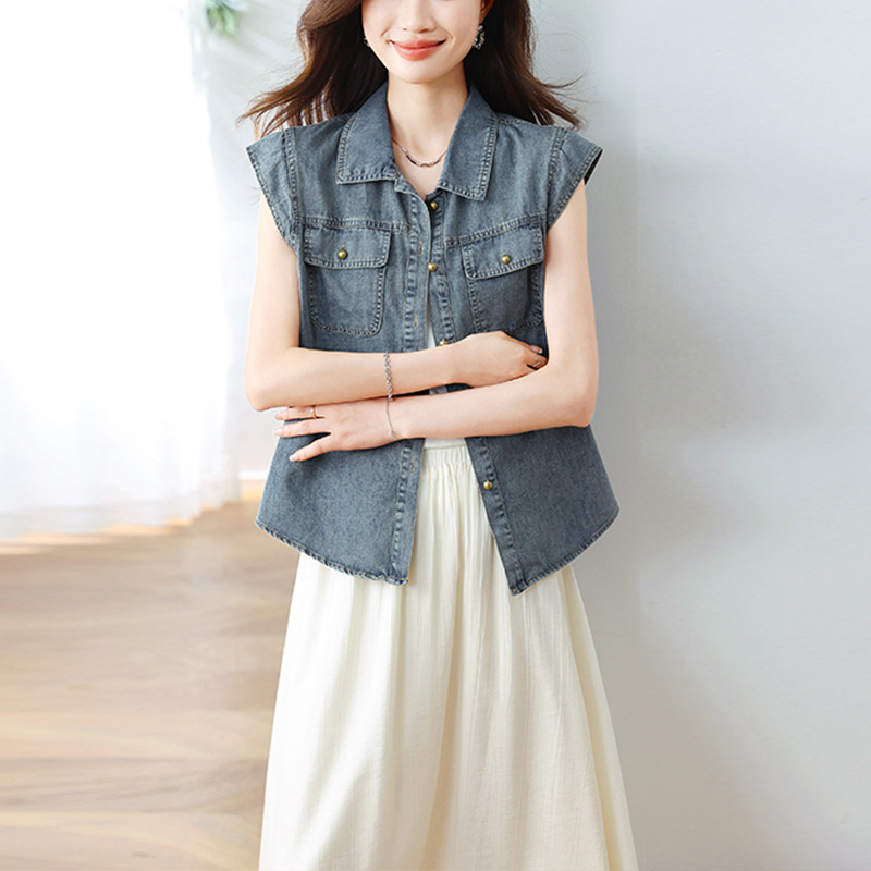Korean Style Versatile Fashionable Denim Two-Piece Set for Women 2025 New Style Slim Shirt and High Waist Skirt Suit