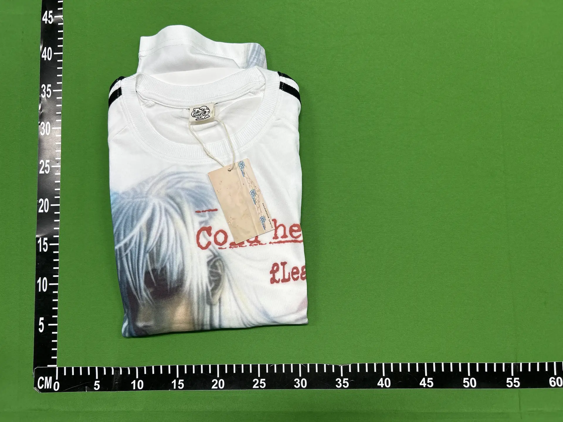 White graphic print t-shirt