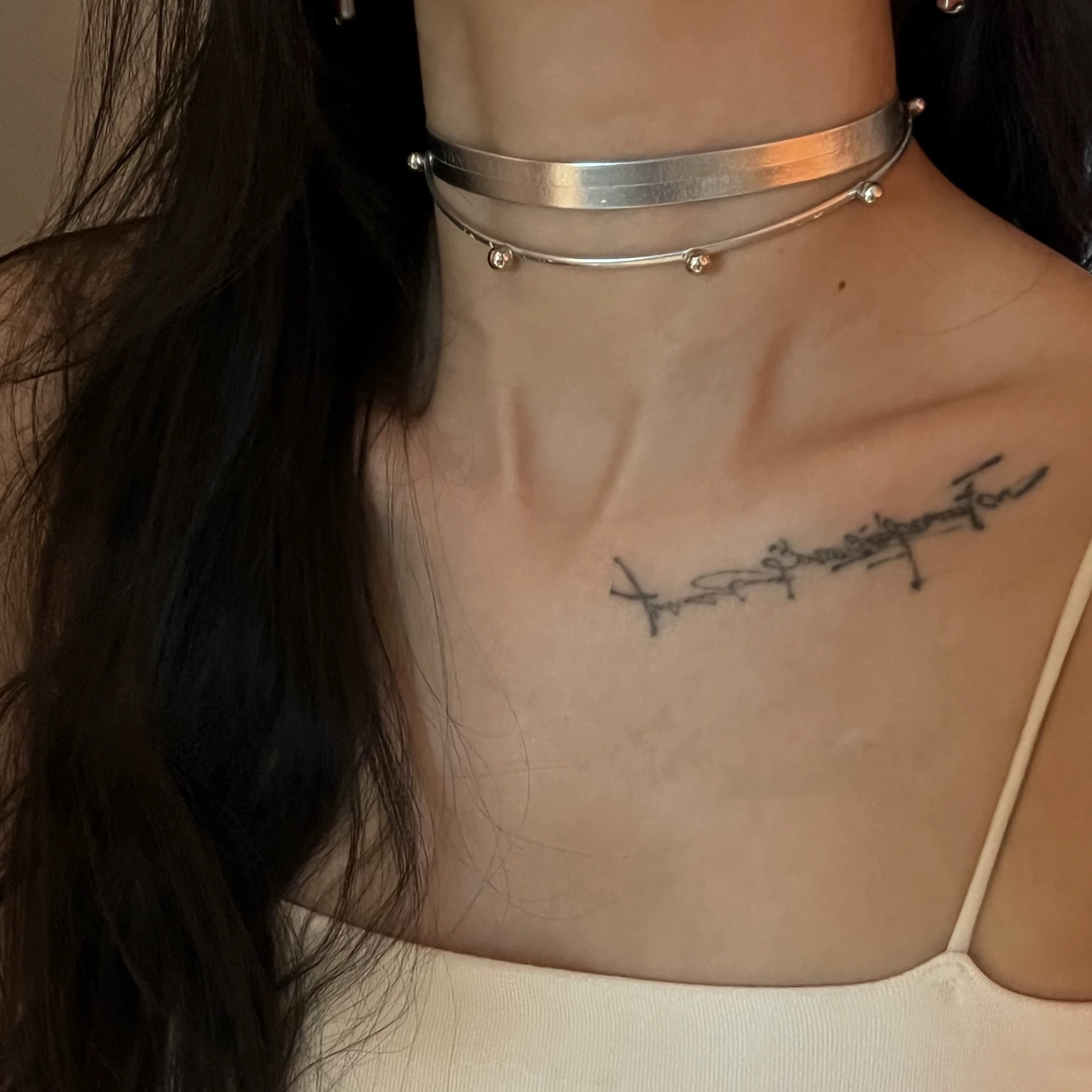 European and American Minimalist Double-layer silver Ball Rivet Necklace Women's Light Luxury Niche High-end Sense Leather Collar Collar Necklace