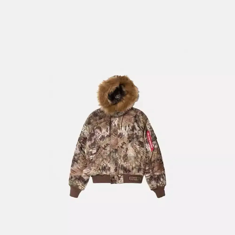 联名款蟒纹内衬毛领短款派克服大衣