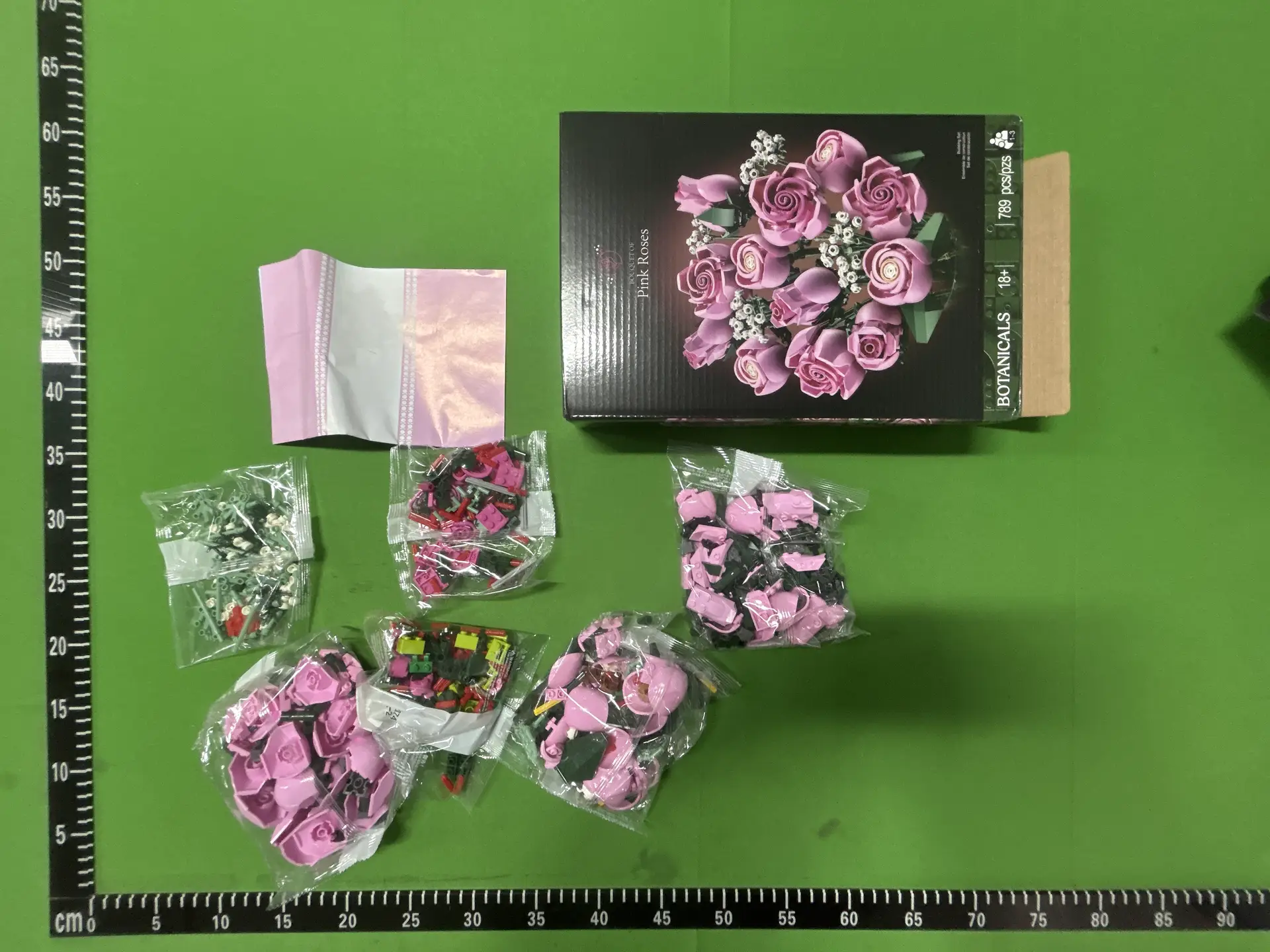 LEGO Icons Bouquet of Pink Roses 10328