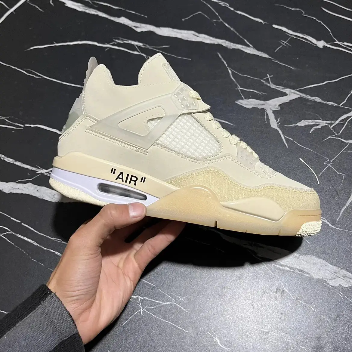 4 乔四 OFF WHITE 白帆