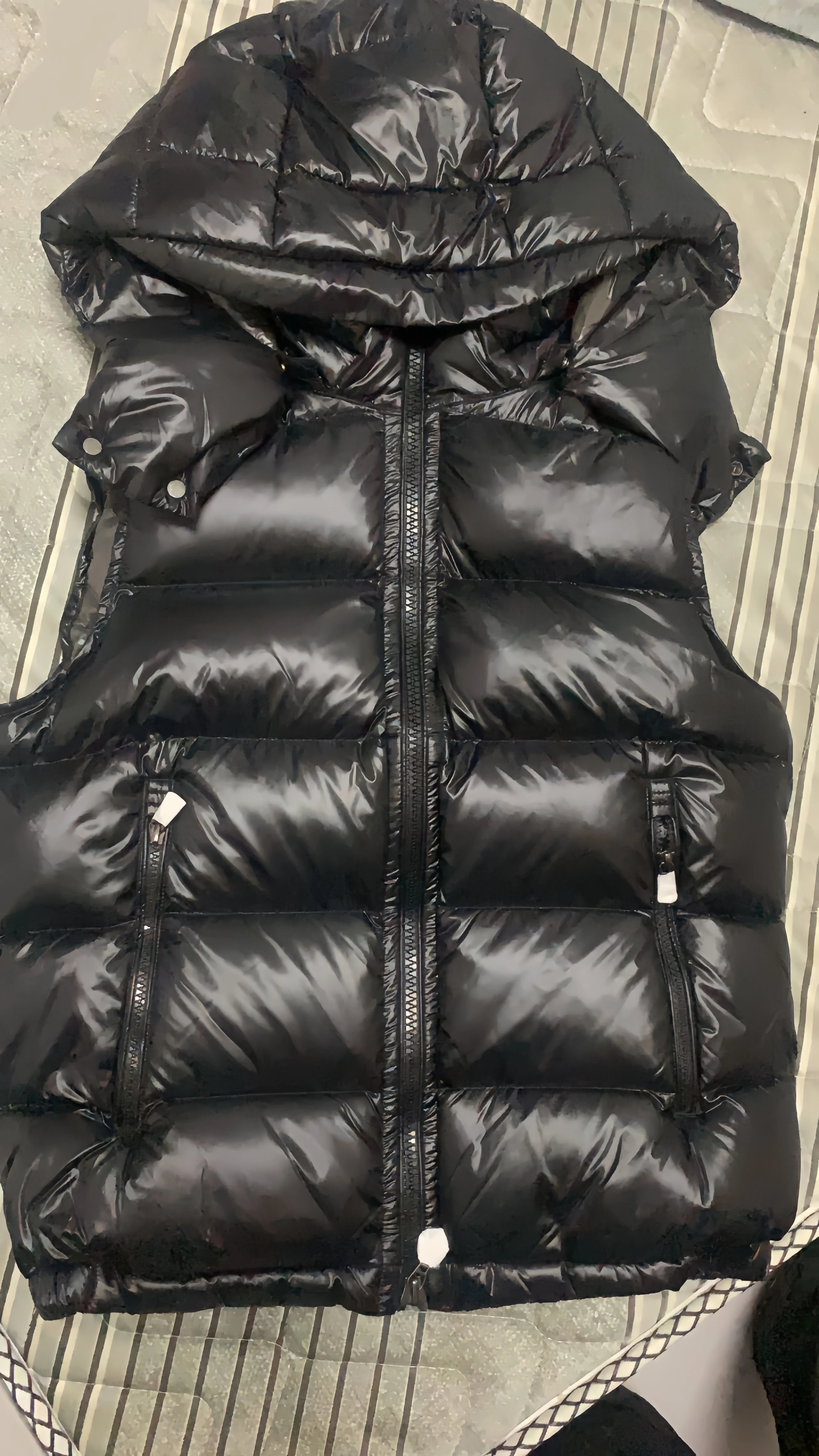 Mo**cler Vest