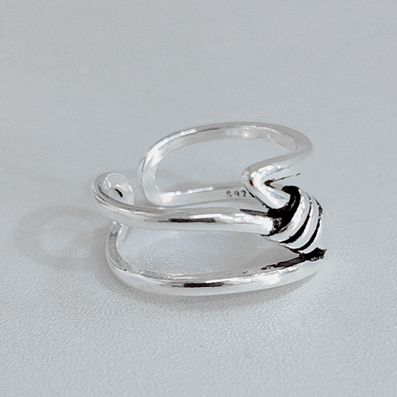 Korean style personality retro double triangle knot ring jewelry ladies Cross winding Thai Silver open ring wholesale ring