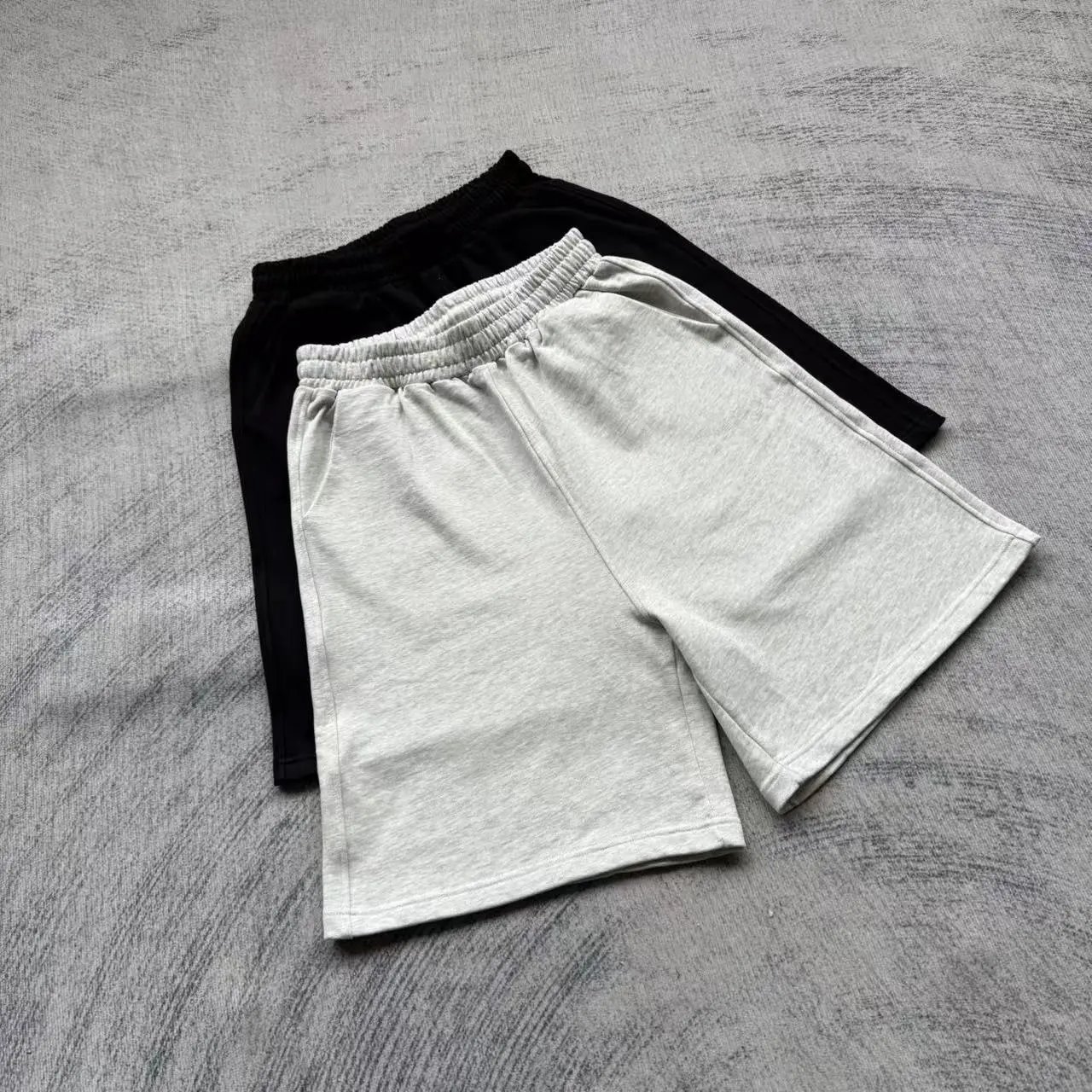 Fyredwrld Solid-Color Cropped Sweatpants Shorts (400 gsm)