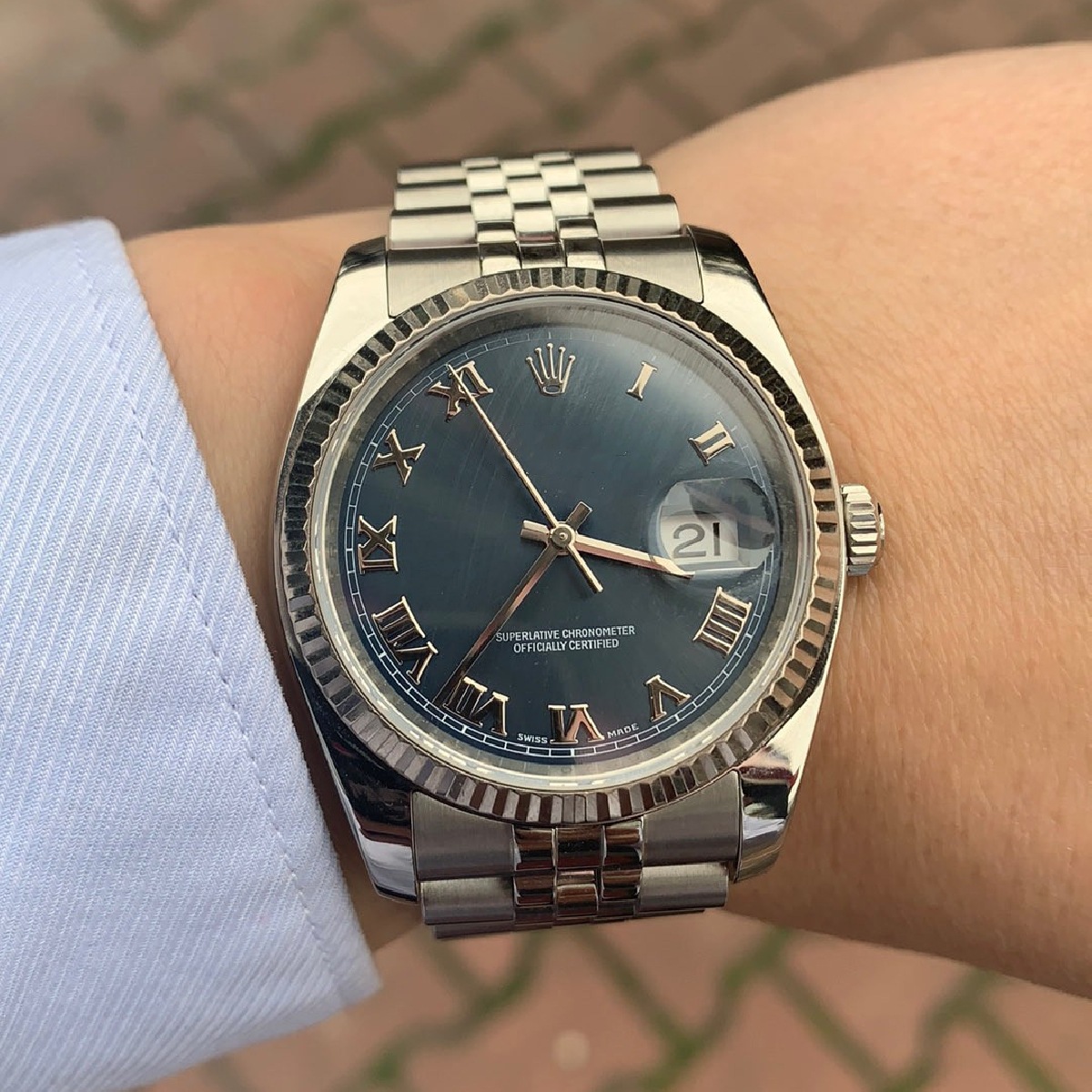 Classic Foreign Trade Wholesale Log Non-mechanical Men's Quartz Watch Stainless Steel Belt Waterproof Luminous Quartz Women's Watch Men foto QC de 1688 en Qualit.ly