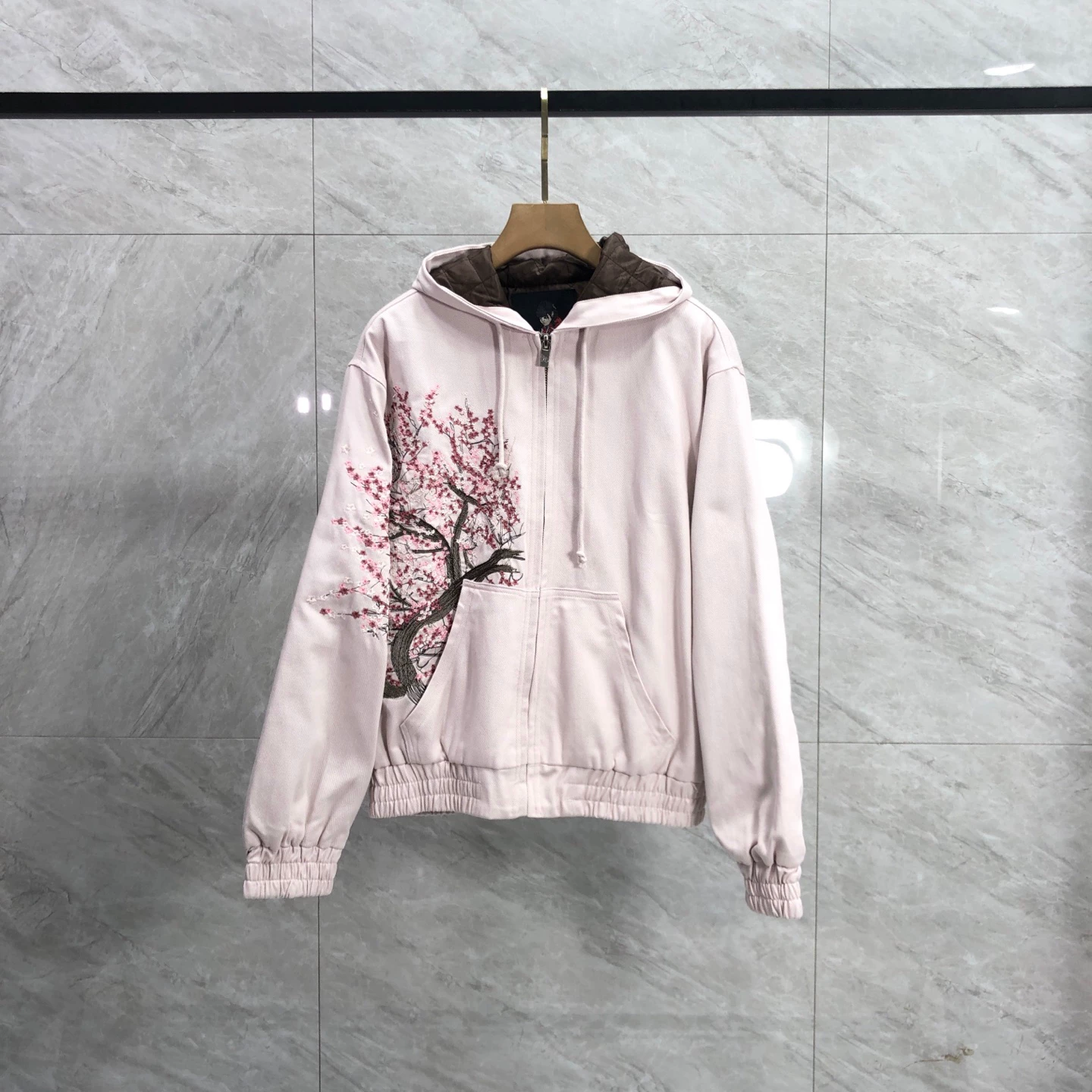 Derschutze重工刺绣樱花LOGO花卉美式风拉链外套保暖冬季连帽棉服