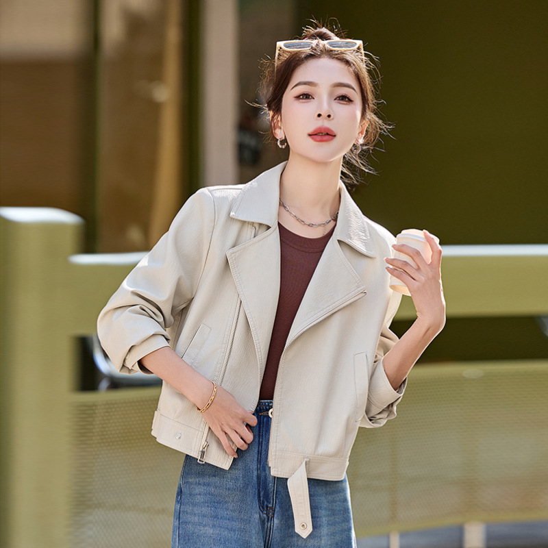 Black Motorcycle Leather Jacket for Women, 2026 Spring and Autumn New Design, Short Style for Petite Figures, Trendy Top