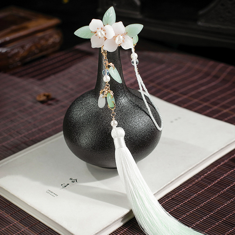 Han clothing accessories glass flower tassel forbidden ring pendant ancient style belt pendant waist pendant Song Fengming women