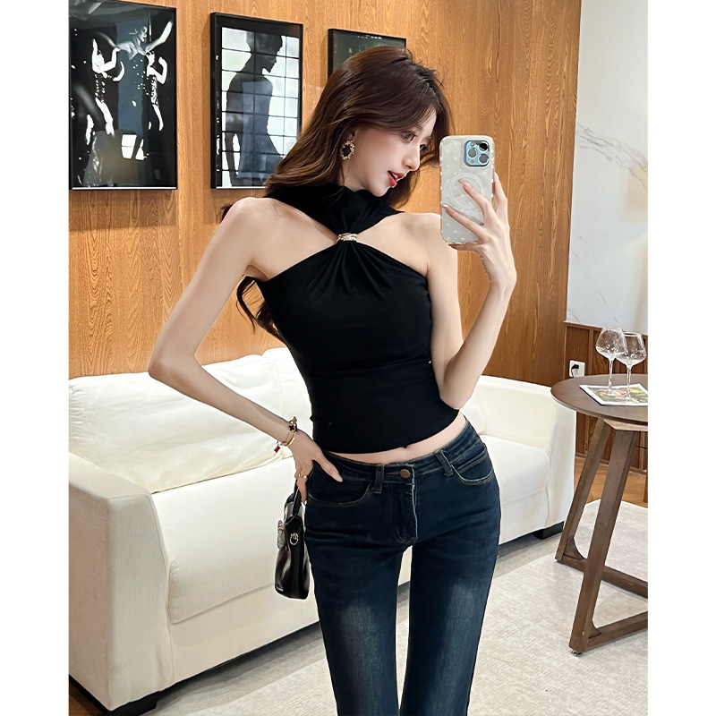 Cross-Border Sexy Off-Shoulder Sleeveless Top 2026 Spring/Summer New Style Halter Neck Metal Buckle High-Neck Outerwear Tank Top for Women