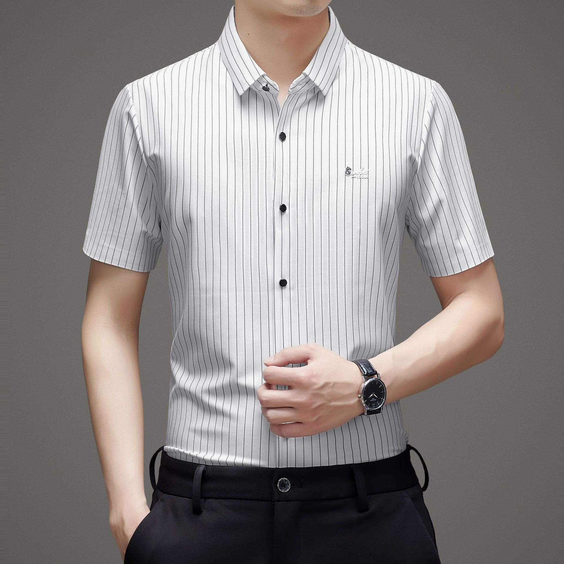 Summer New Men's Short-Sleeved Shirts, Middle-Aged Thin, Loose, Non-Iron, Light Business Men's Shirts, Dropshipping
