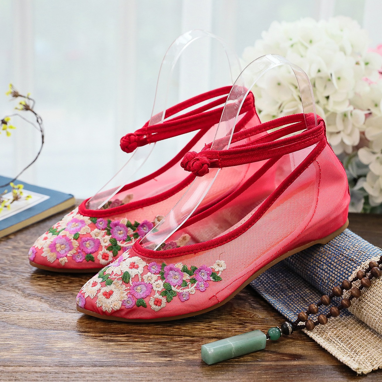 Mesh shoes pointed toe fashion buckle low heel women's shoes women's sandals mesh embroidered cloth shoes