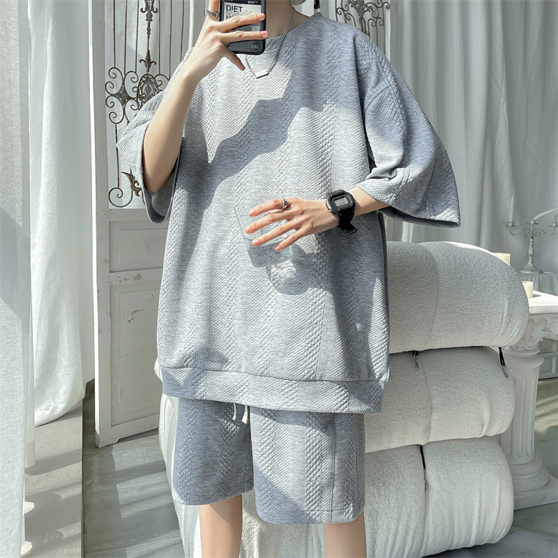 Summer New Jacquard Short-sleeved T-shirt Men's Shorts Large Size Two-piece Suit Men's Casual Loose Solid Color T-shirt 5 cents