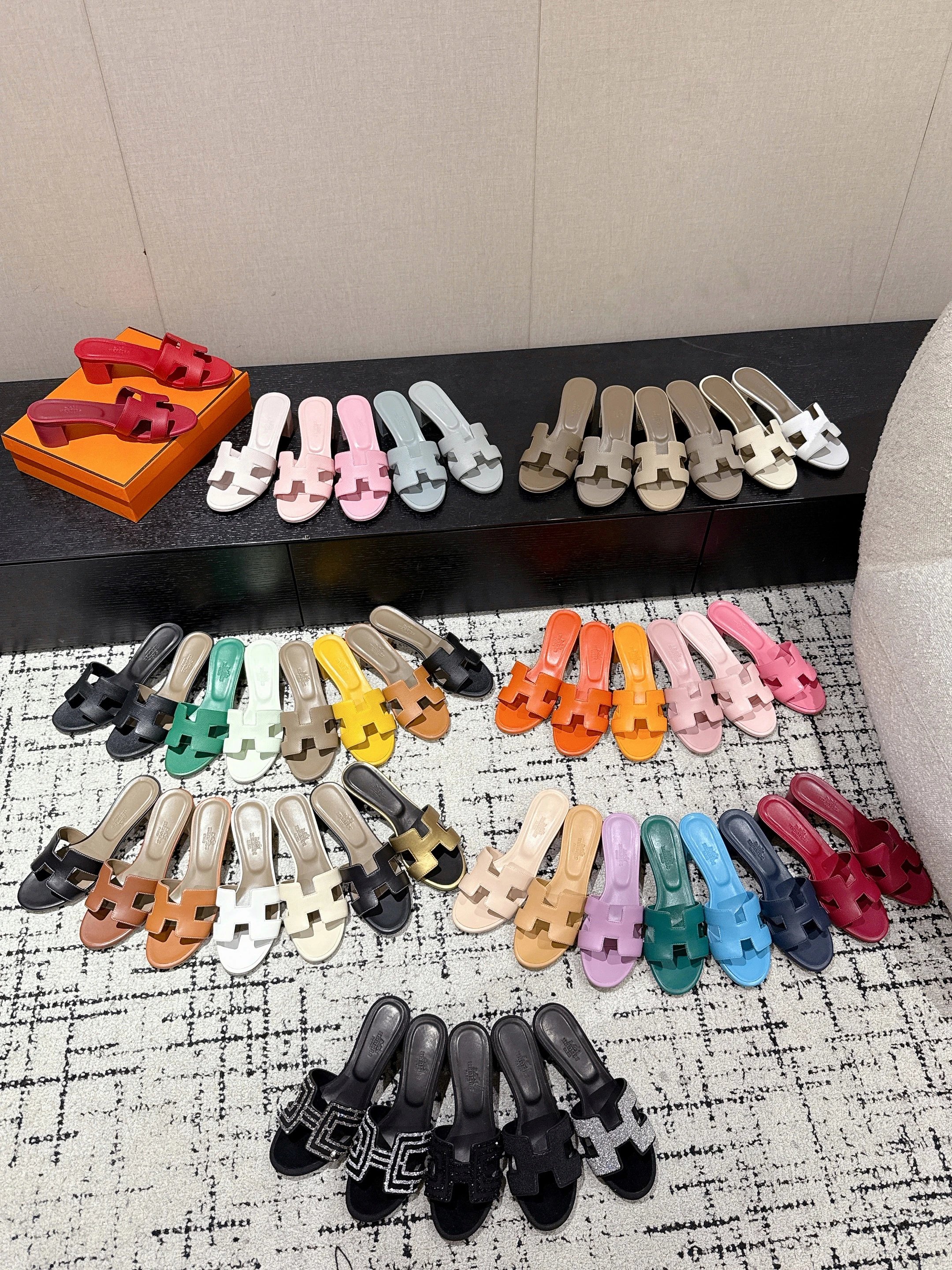 HERMES Oasis H sandals