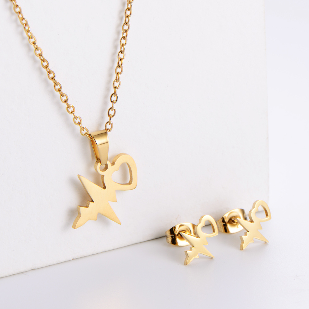 AML titanium steel jewelry fashion set electrocardiogram earrings autumn new heart-shaped pendant 2021 cross-border supply
