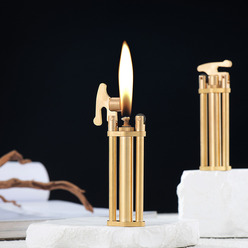 New grinding wheel kerosene lighter original copper body creative personality retro gift lighter shake sound live explosions