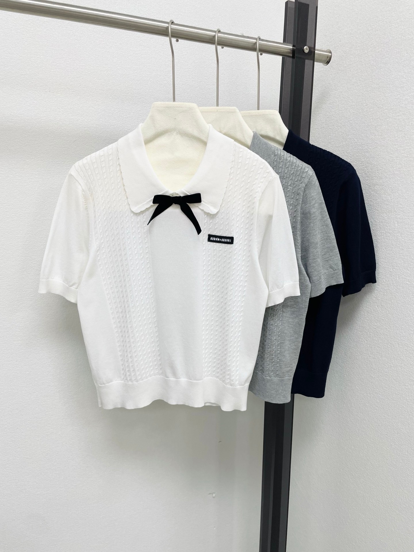 Sweet Style Lapel Design with Bow Short-Sleeved Knitwear for Women 2026 Summer New Slimming Commuter Top