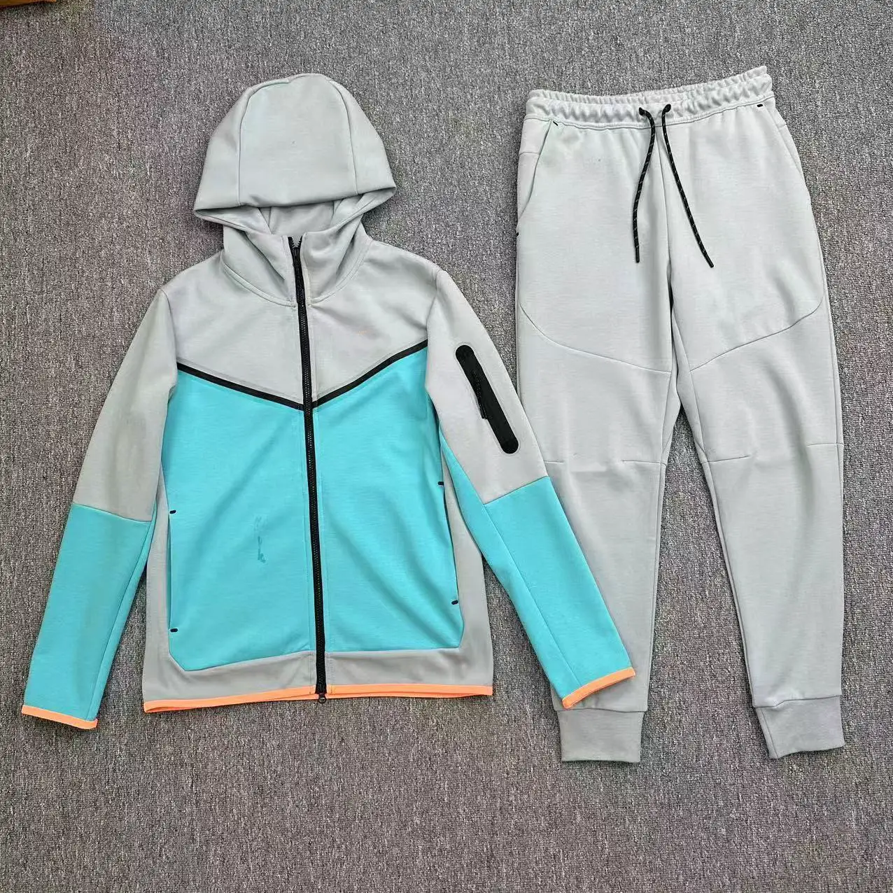 Hot Selling Amazon Men's Spring and Autumn Coat Trousers Hooded Sports Casual suit Hooded suit Casual New Sports