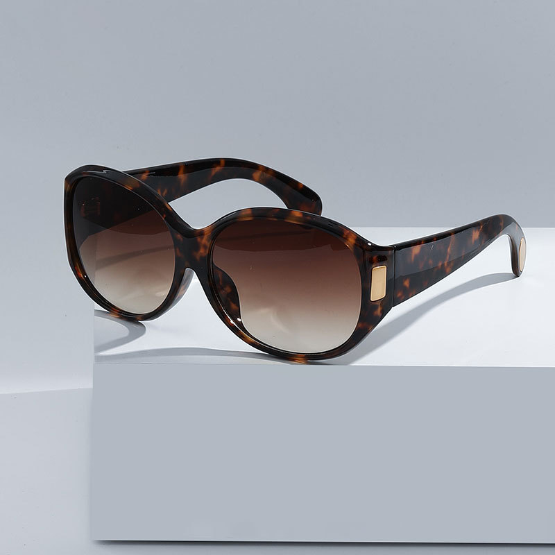 New European and American Trendy Large-Frame Sunglasses for Women, High-End Fashion, Stylish and Unique, Anti-Uv Glasses, Wholesale from Manufacturer