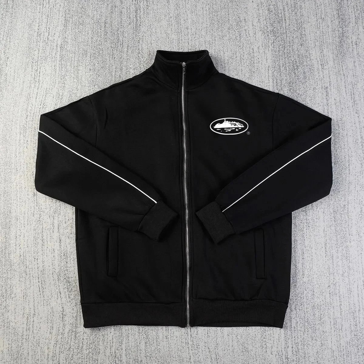 C*z 拉链外套长裤套装   For more styles, contact WhatsApp +85244126288