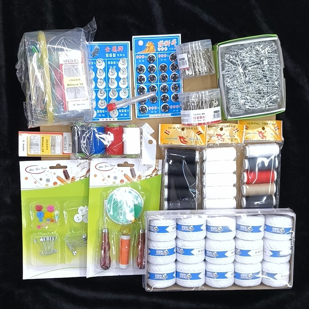 Hot Sale Needle and Thread Large Box Set 10 Piece Set Large Household Sewing Tools Portable Sewing and Thread Kit Promotion