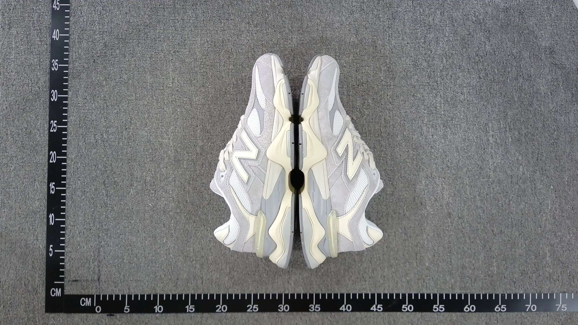 New Balance U9060HSA Sneakers QC