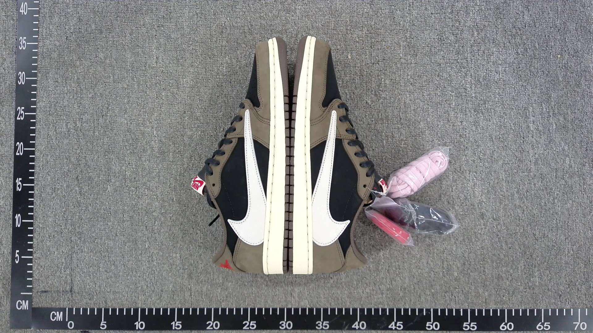 Nike Air Jordan 1 Low Travis Scott QC