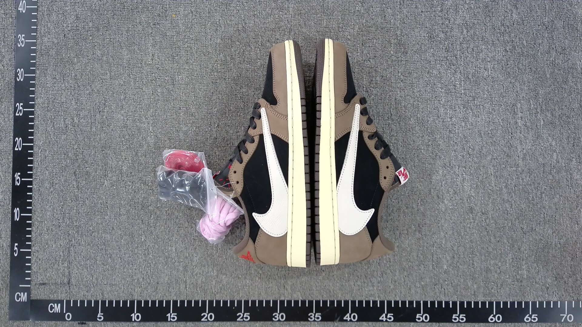 Nike Sneakers QC