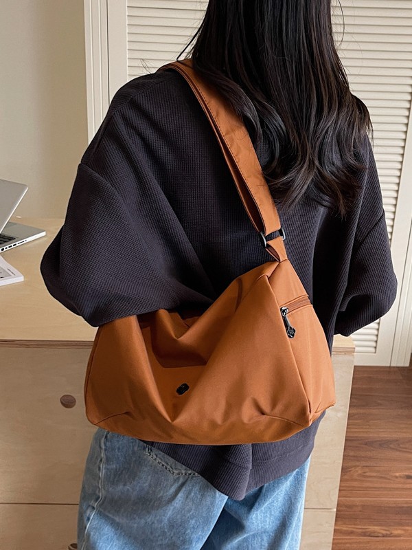 Sports Style Large-Capacity Nylon Bag 2024 New Lightweight Shoulder Bag Fashionable Casual Simple Crossbody Bag