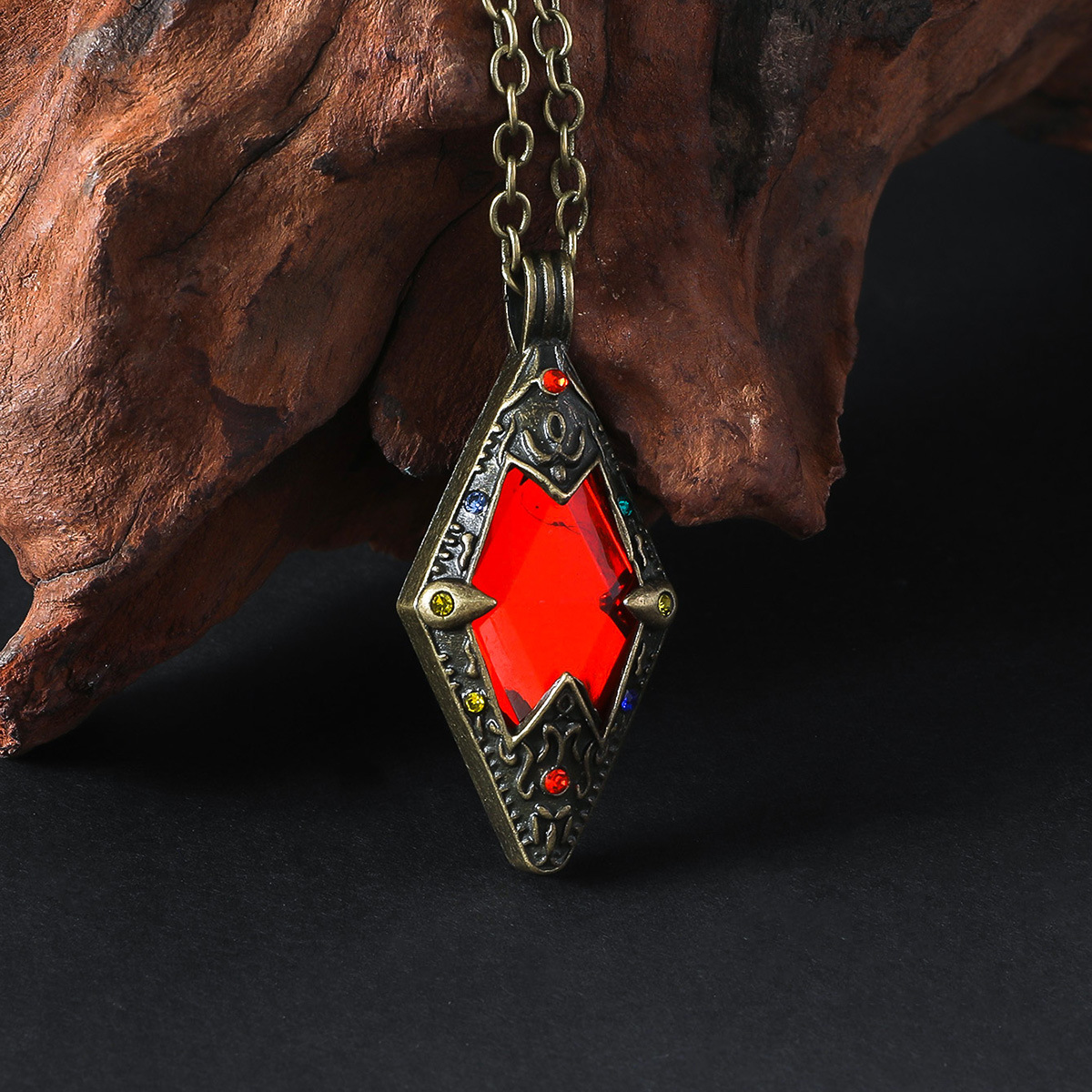 Kayi New Fashionable Personalized King Amulet Fashion Jewelry Men's Colorful Color Stone Amulet Men's Necklace