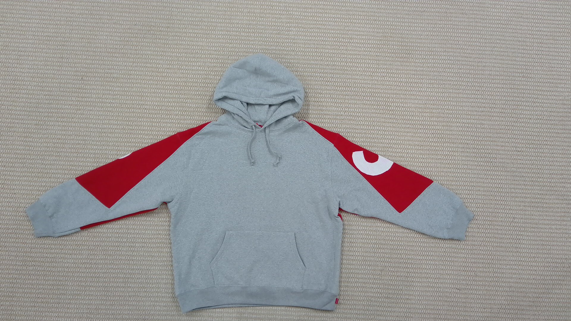 Supreme Hoodies QC