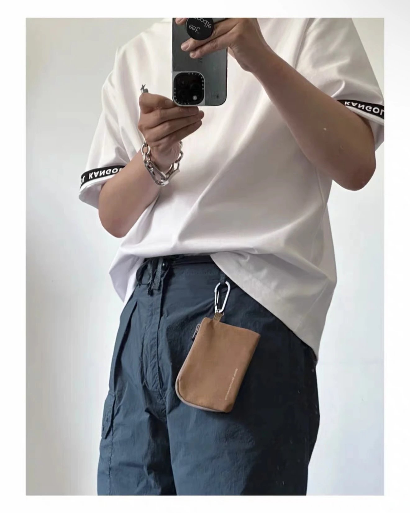 【稀有挂件包🔥】white mountaineering白山麂皮翻毛卡包 挂包 零钱包