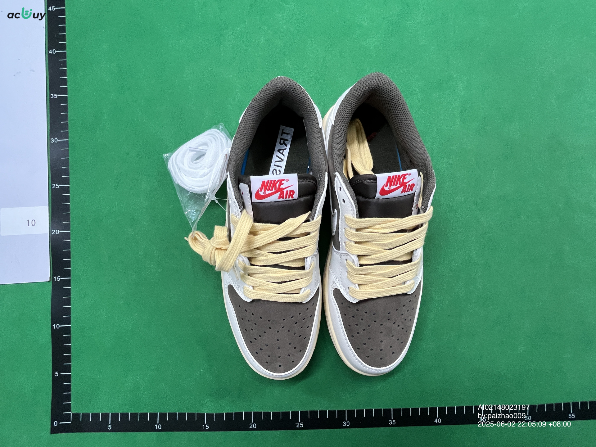 Nike Air Jordan 1 Low OG SP Travis Scott QC