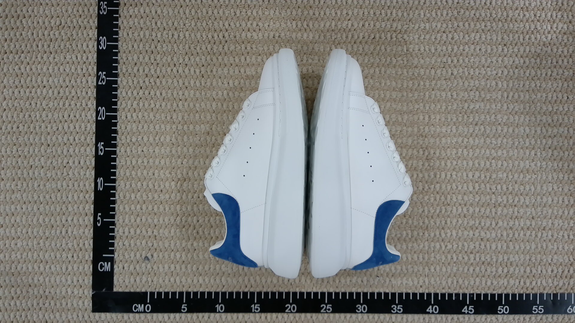 Alexander McQueen Sneakers QC