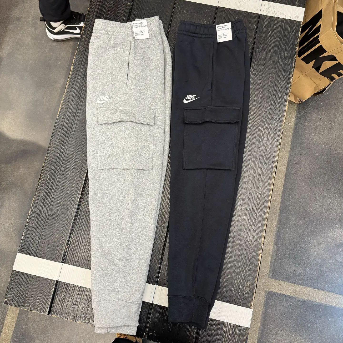 Authentic Nike Men's Autumn and Winter Fleece-Lined Warm Sports Casual Jogger Pants Cd3130