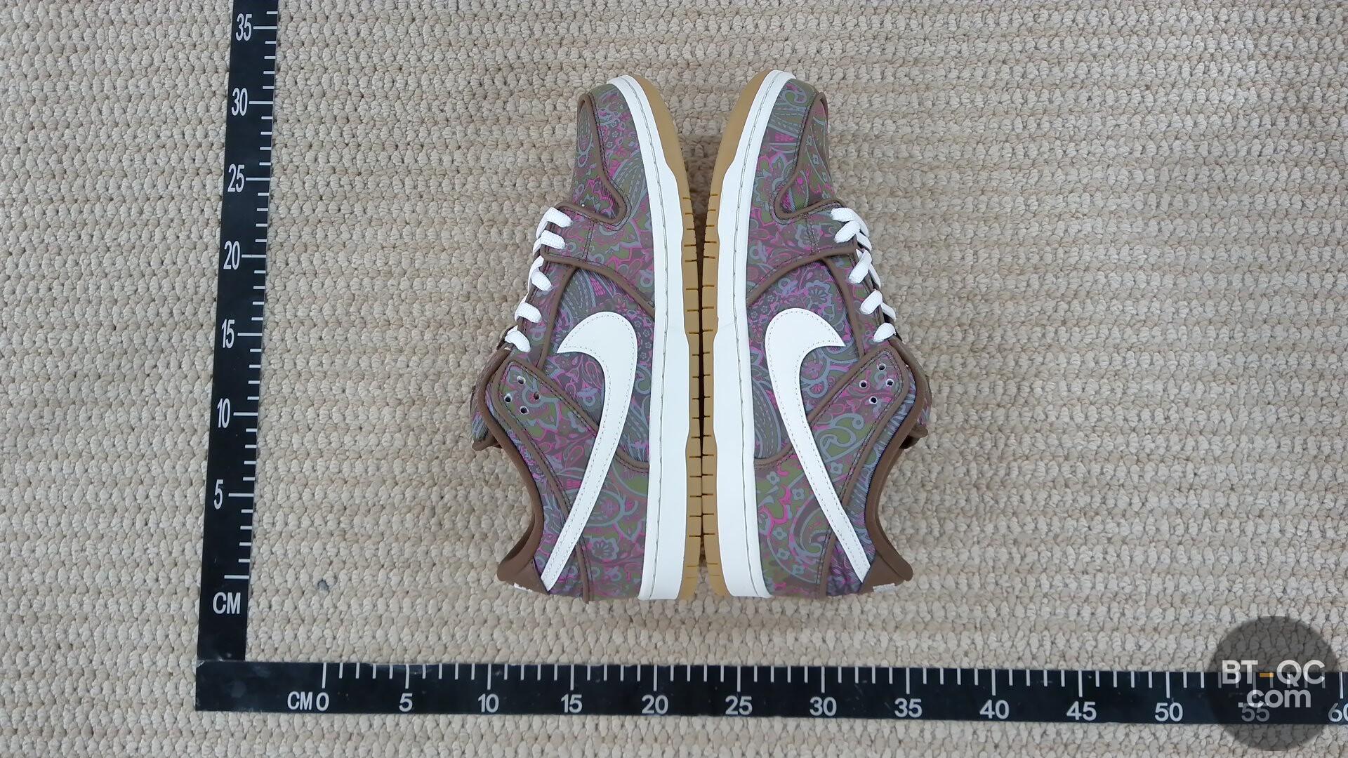 Nike Sneakers QC