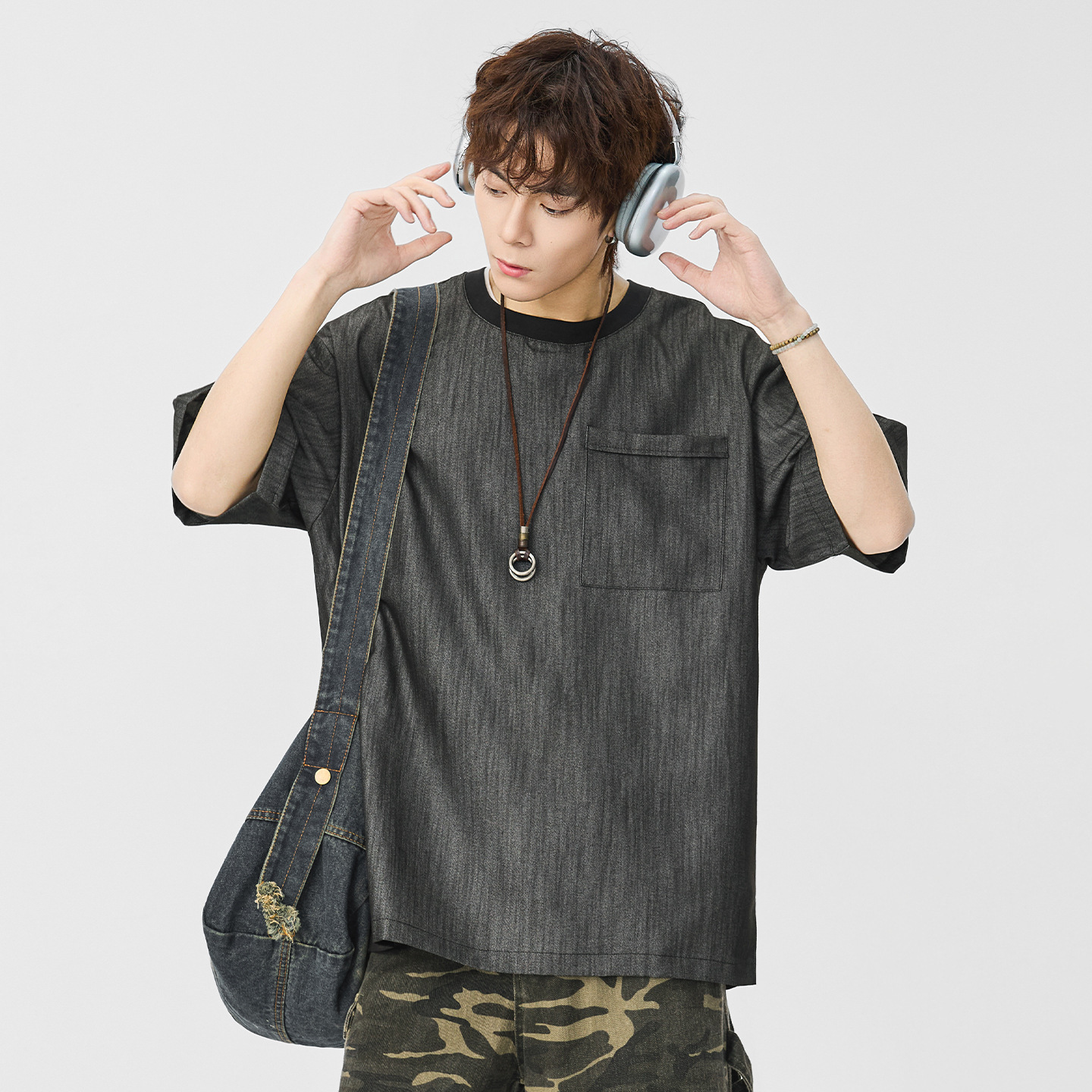 Diyu Shenlong Short-Sleeve T-Shirt for Men, Textured Pocket, Loose Fit, Drop Shoulder, Solid Color, Versatile Base Shirt, Pullover, Light Luxury Top