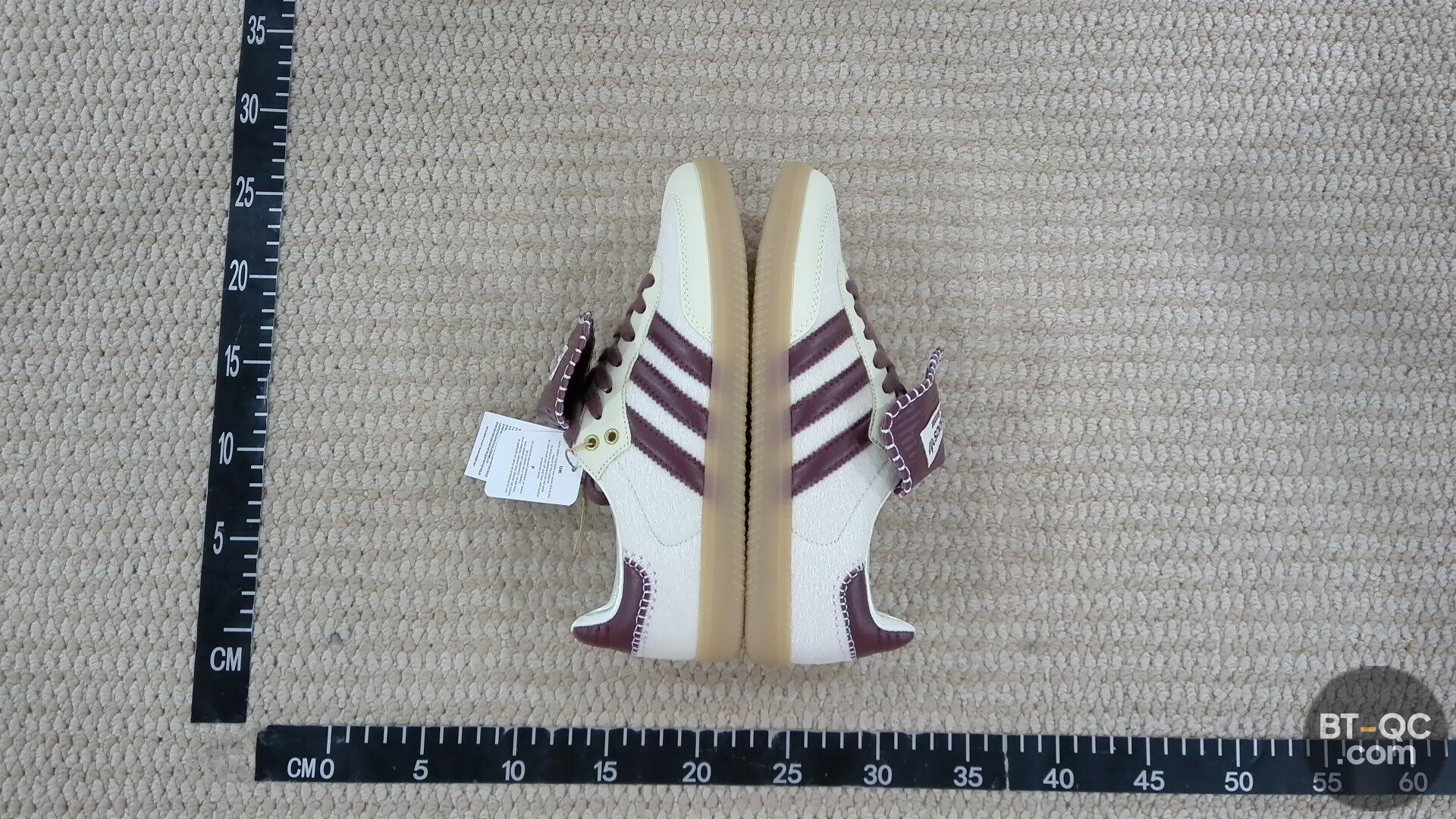 Adidas Sneakers QC