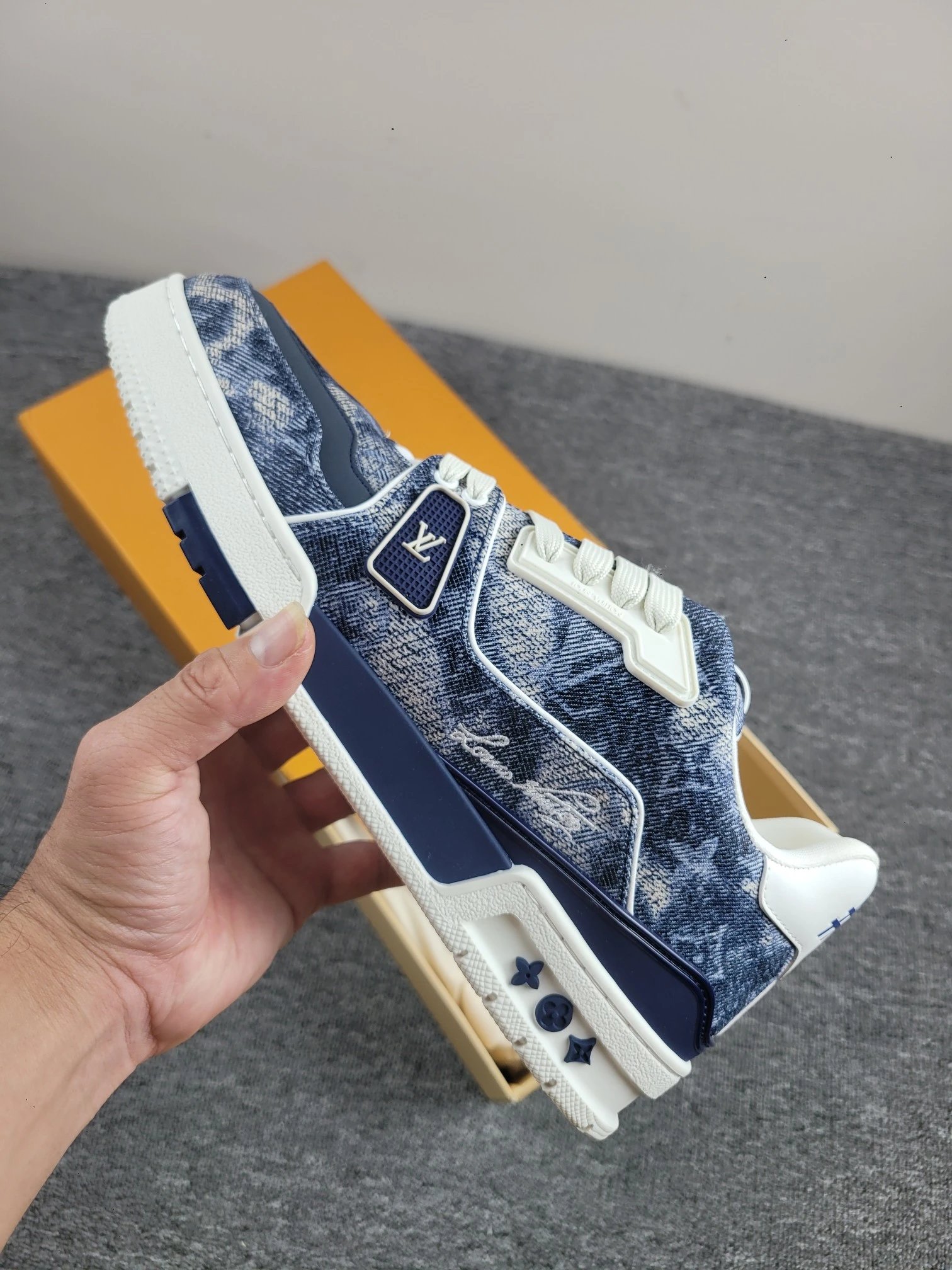 Louis Vuitton LV Board Shoes Foto QC de WEIDIAN na Qualit.ly
