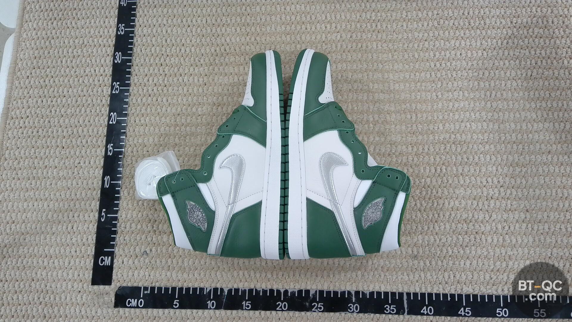 Nike Sneakers QC