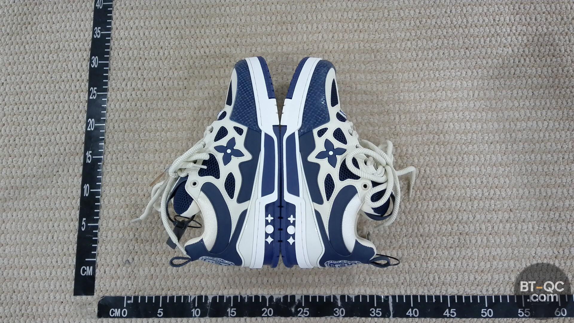 Louis Vuitton Sneakers QC