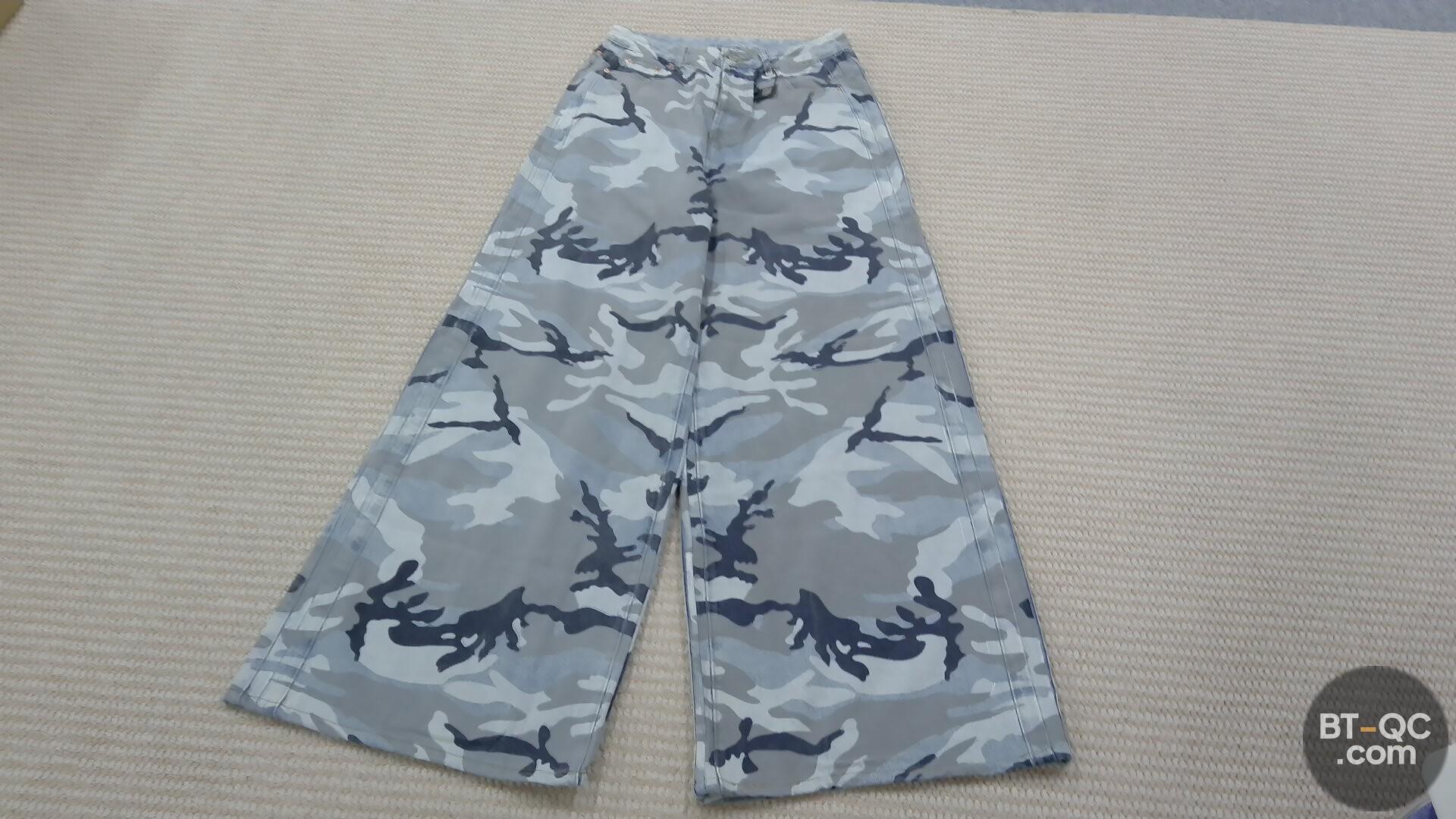 Vetements Camouflage Gris Pants QC