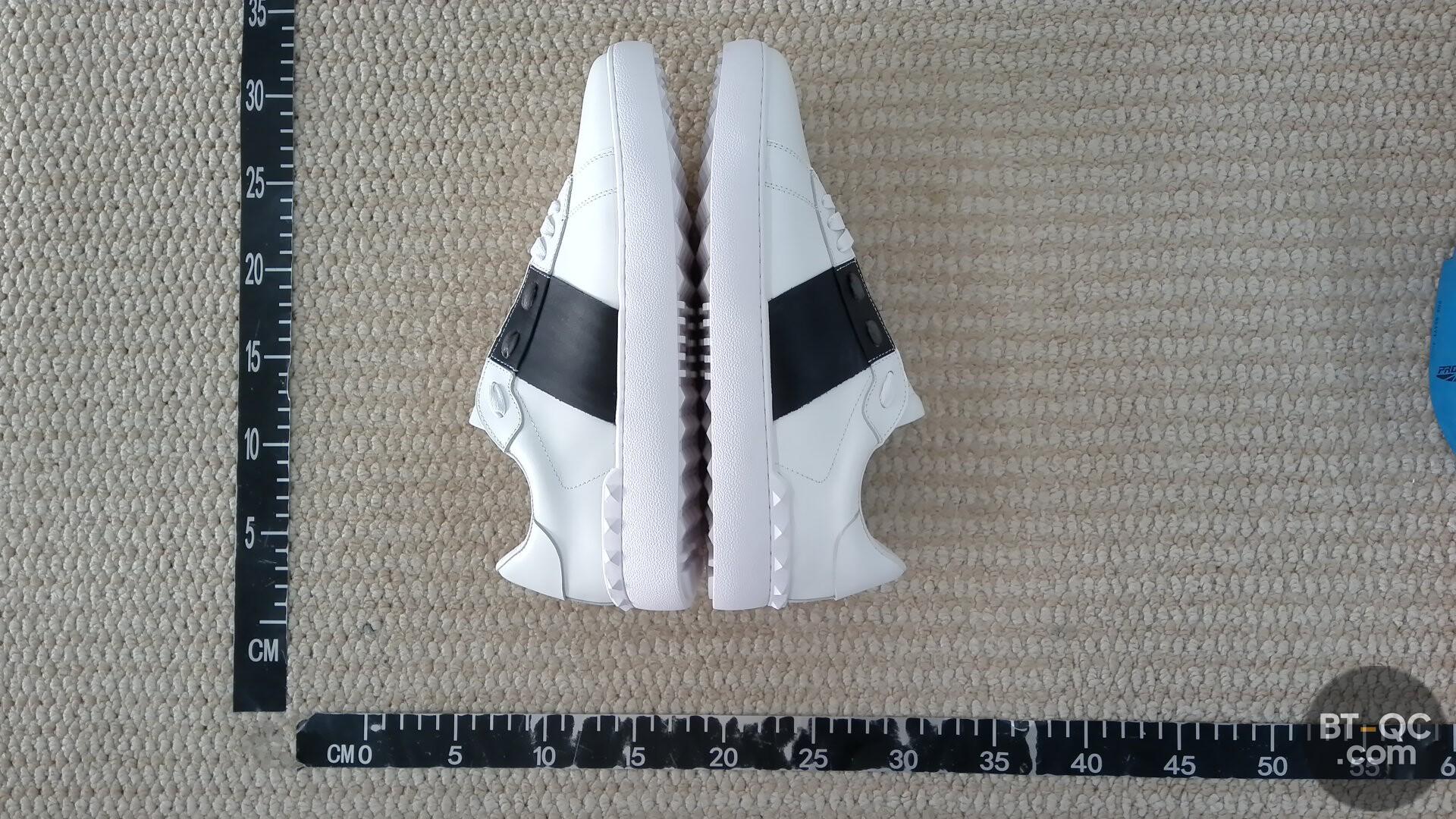 Valentino Sneakers QC